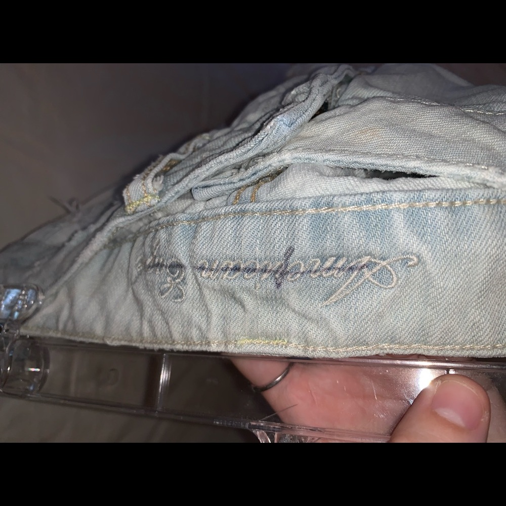 American Eagle Lightwash denim ripped jean shorts